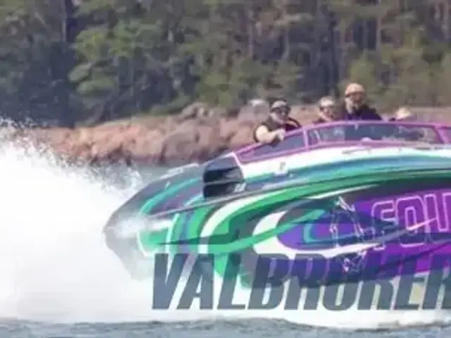 Fountain Powerboats 38 Lightning