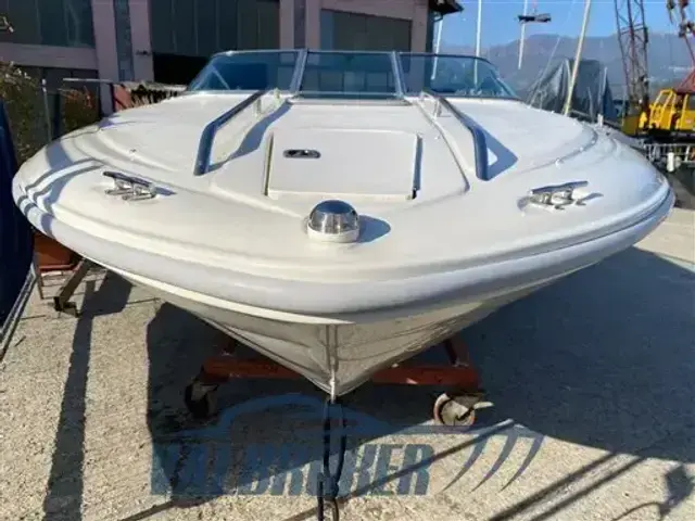 Sea Ray 200 SR