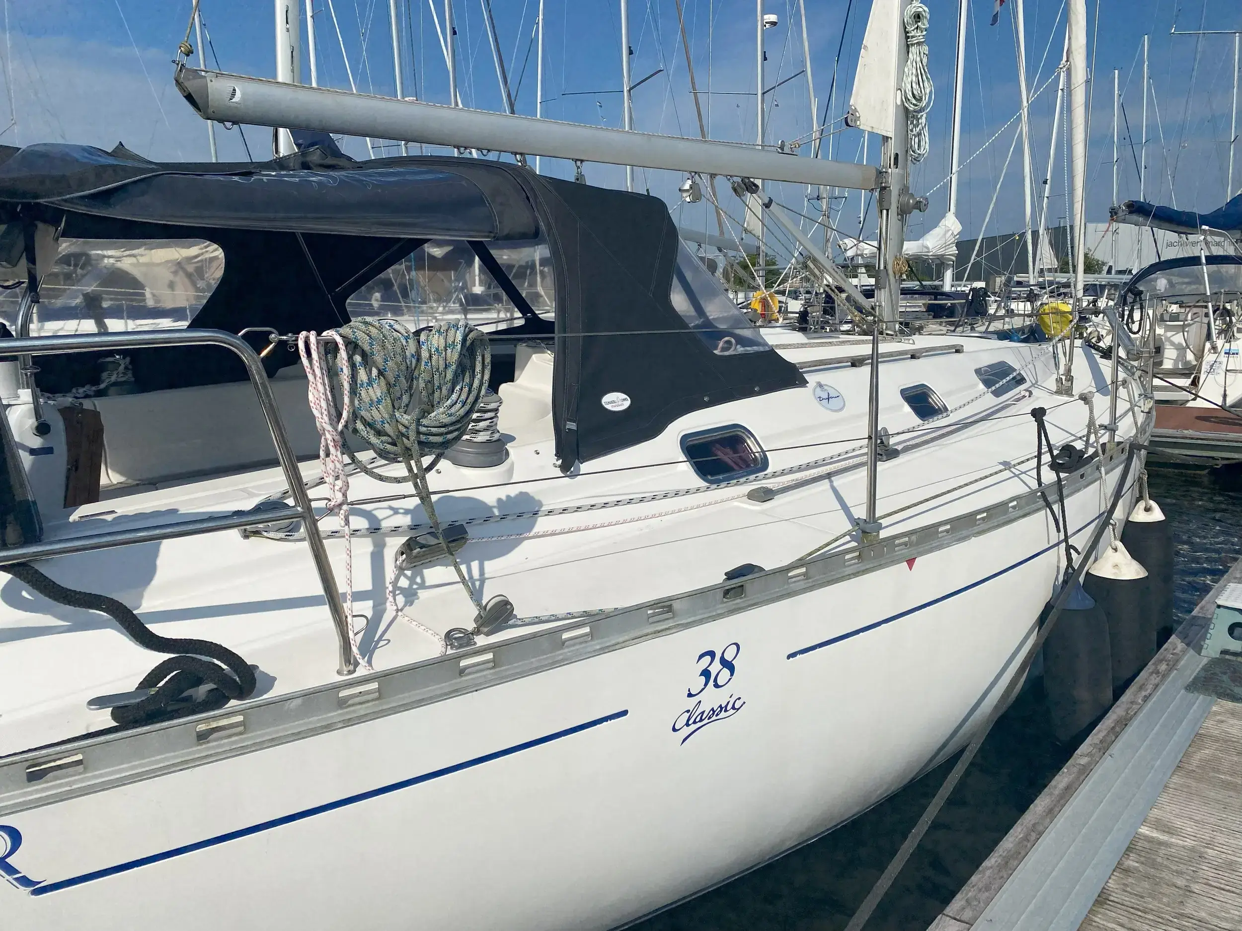 1998 Dufour 38 classic (3 hutten)