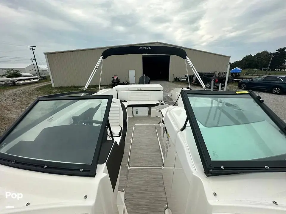 2019 Sea Ray spx 230 ob