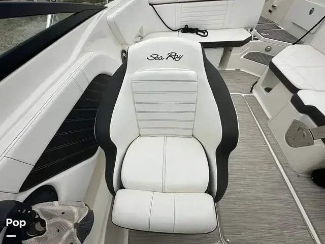 Sea Ray 230 Spx