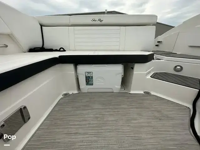 Sea Ray 230 Spx