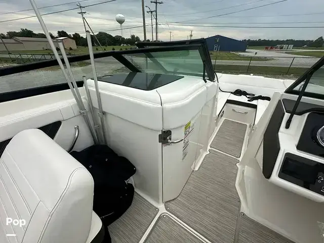 Sea Ray 230 Spx