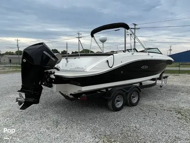 Sea Ray 230 Spx