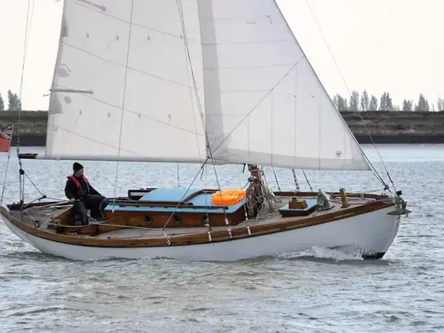 Harrison Butler Sloop 30