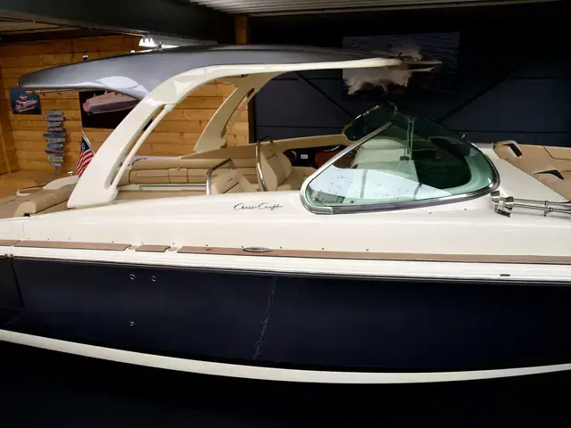 Chris Craft 35 Launch Gt