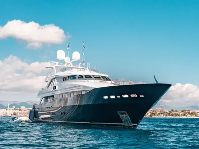 Heesen 44.50M