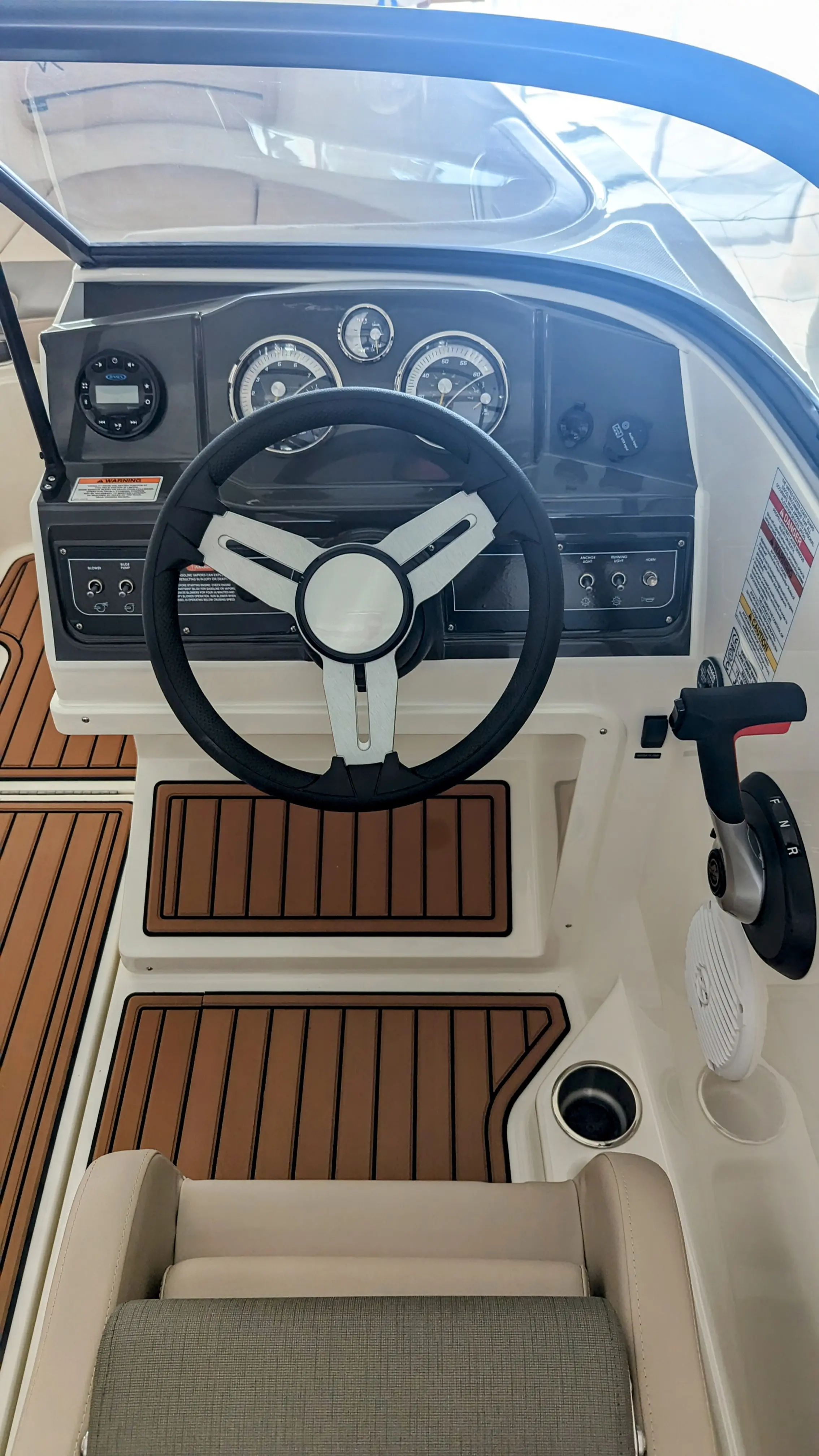 2023 Bayliner vr 4