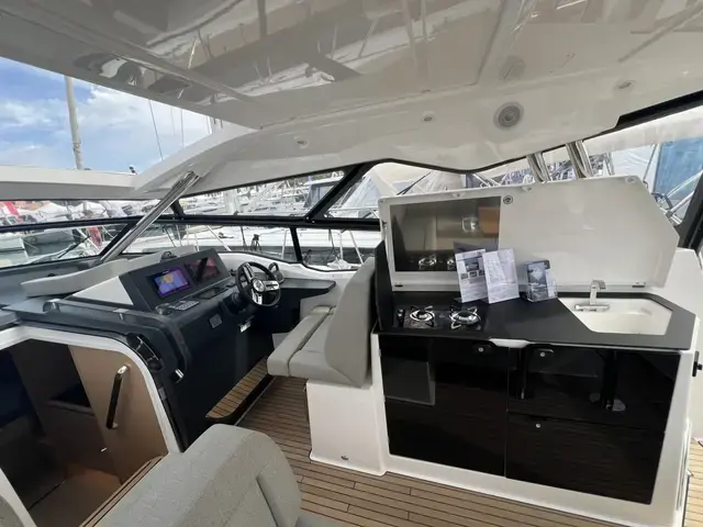 Bavaria S 36 Open