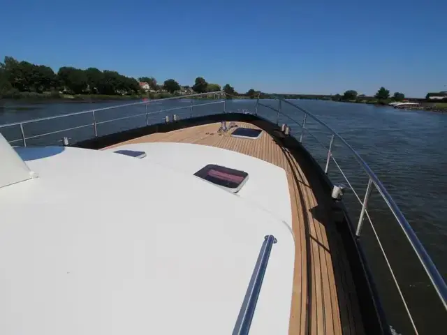 Linssen Grand Sturdy 470