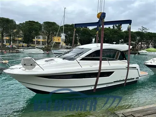 2010 Jeanneau leader 9