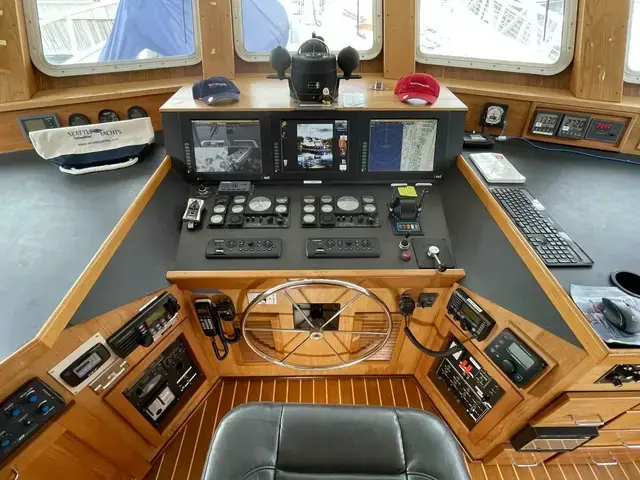 Rodriquez Pilothouse