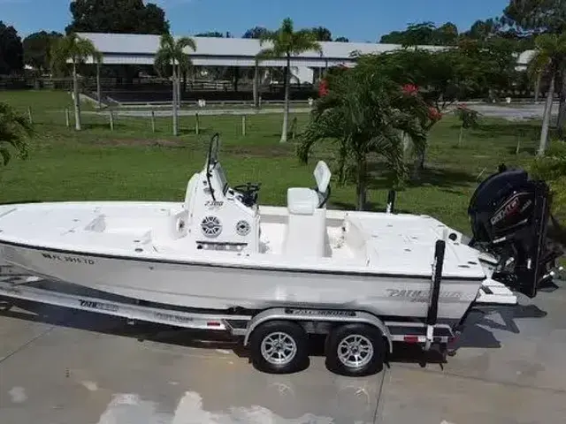 Pathfinder Boats 2300 HPS