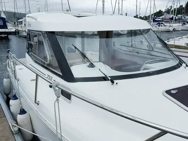 Jeanneau Merry Fisher 755