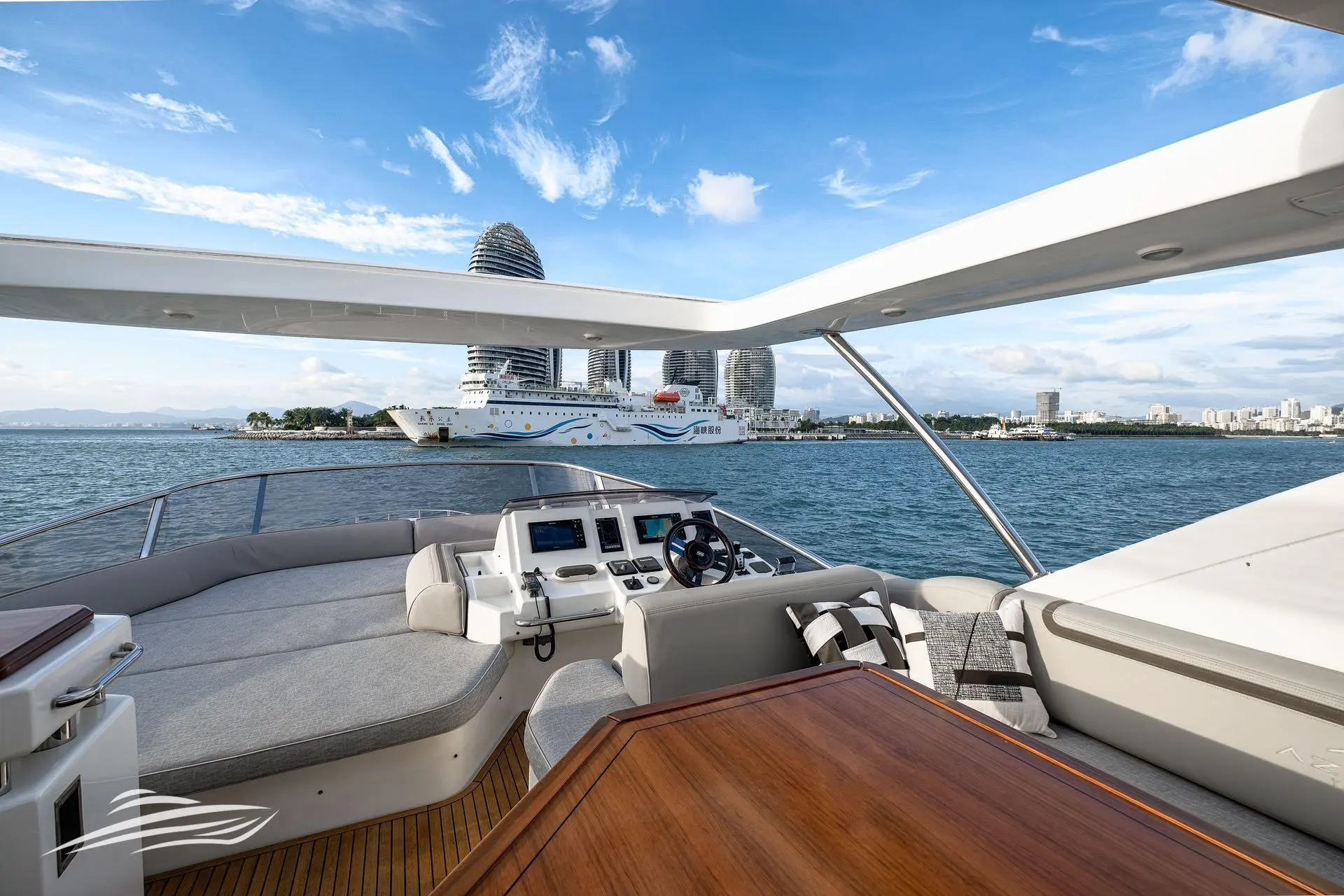 2014 Azimut 70