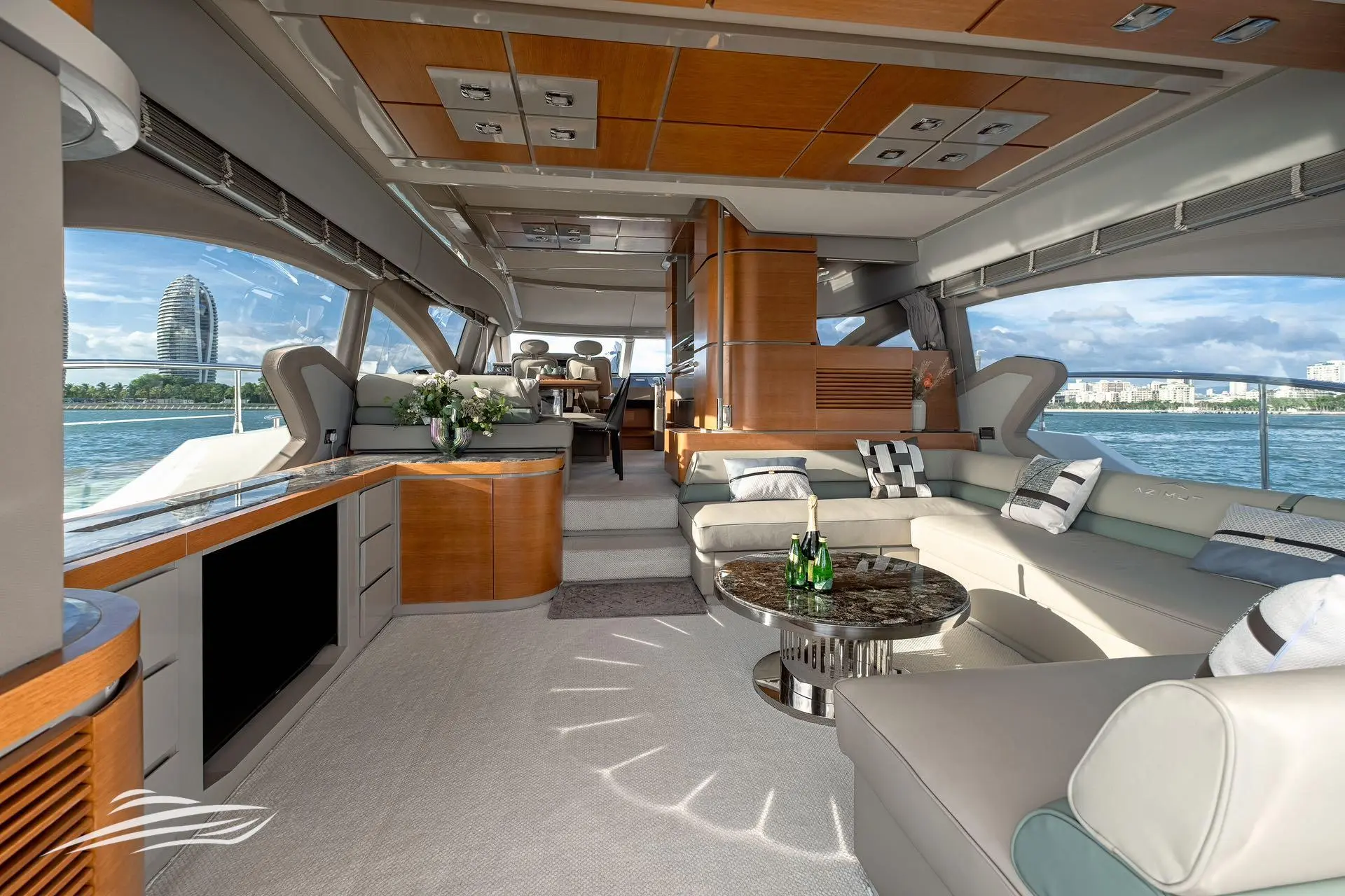 2014 Azimut 70