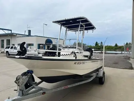 2012 Boston Whaler 170 montauk