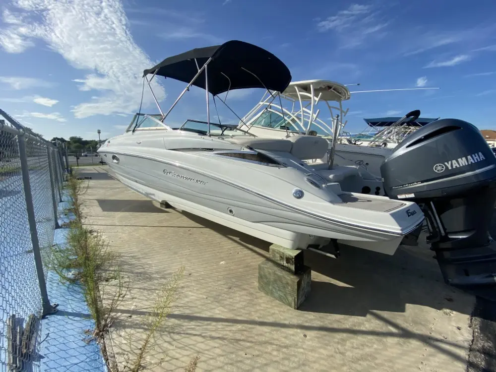 2017 Crownline e6xs