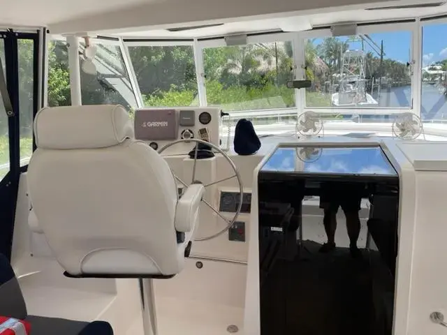 2006 Endeavour trawler cat 38