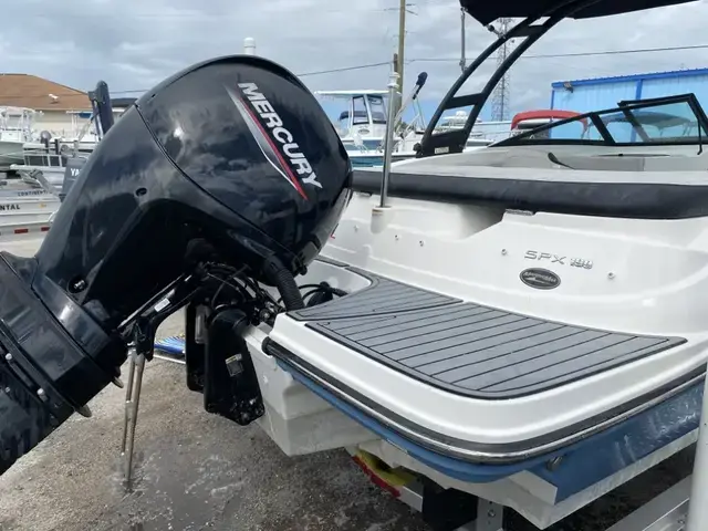 Sea Ray SPX 190