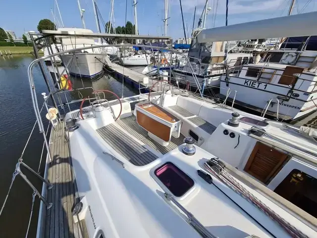 Beneteau Oceanis 46