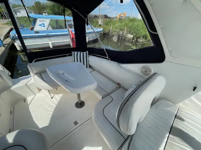 1991 Sealine 270