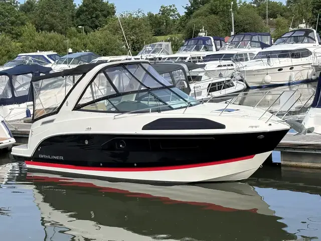 Bayliner Ciera 8