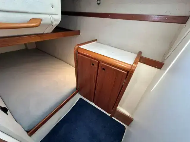 Nimbus 3003 Aft Cabin Coupe