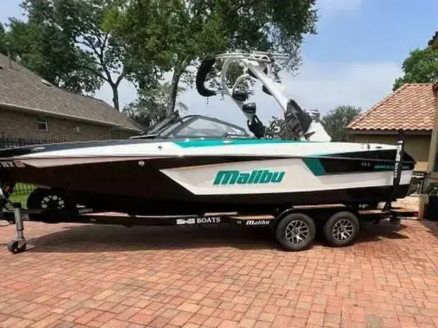 Malibu 23 MXZ