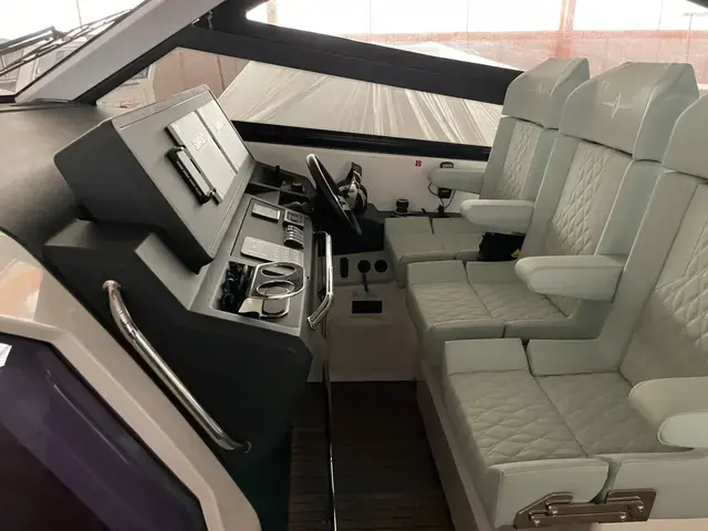 Bavaria Vida 33