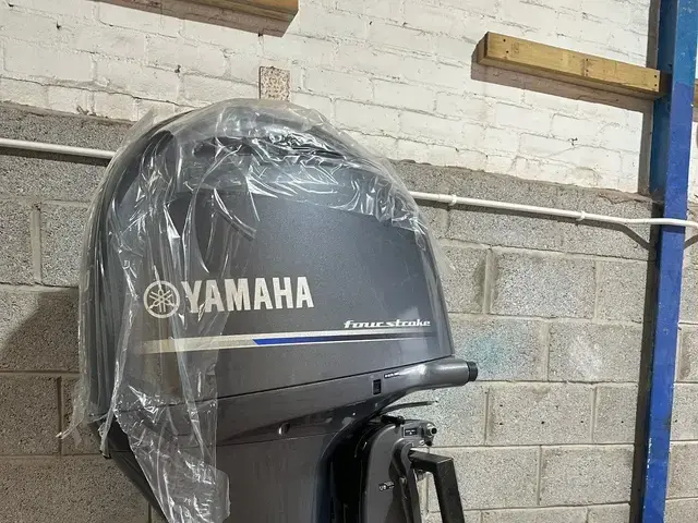 Yamaha 150xb