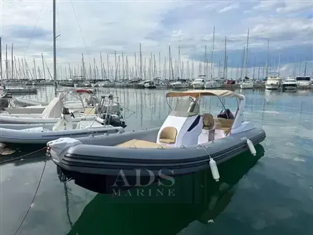 Stingher boats 28 GT