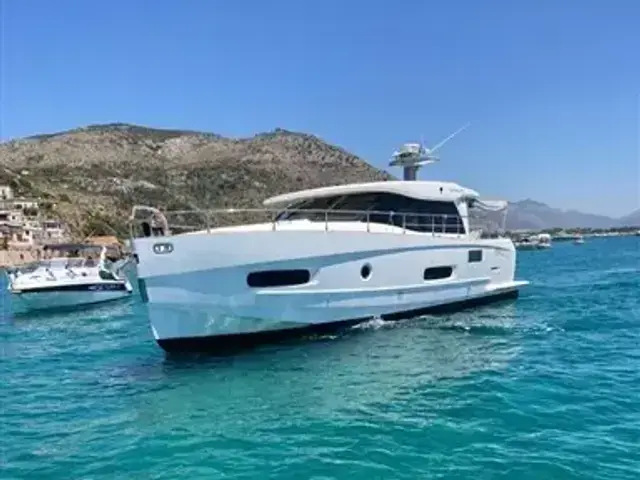 Azimut Magellano 43 HT