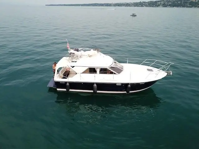 1985 Fairline 31 corniche flybridge