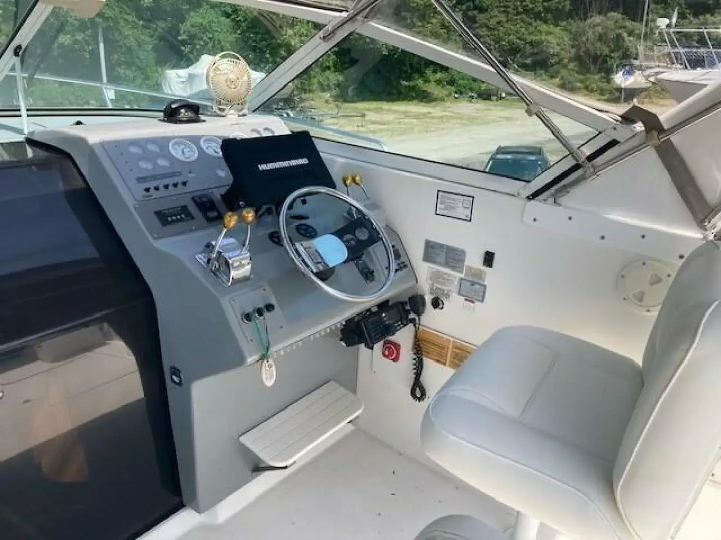 1992 Tiara 34