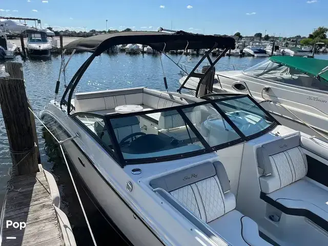 Sea Ray 270 Sundeck