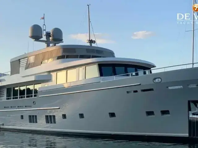 Van Der Valk Explorer 37M