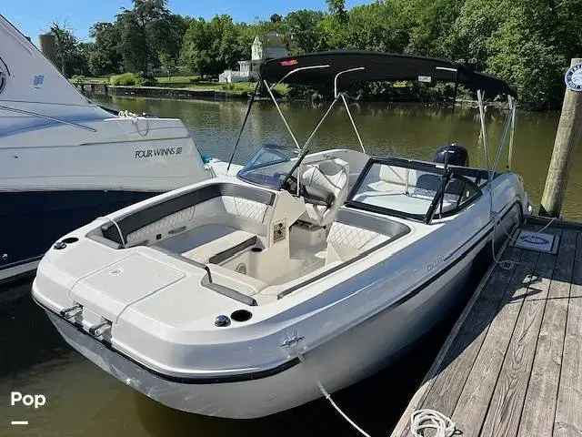 2022 Bayliner dx 2200