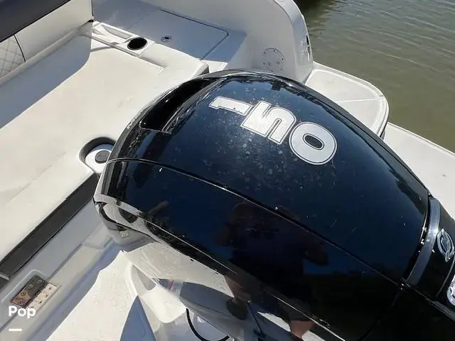 2022 Bayliner dx 2200