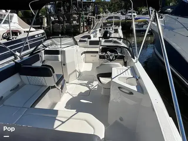 Bayliner DX 2200