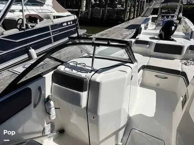 Bayliner DX 2200