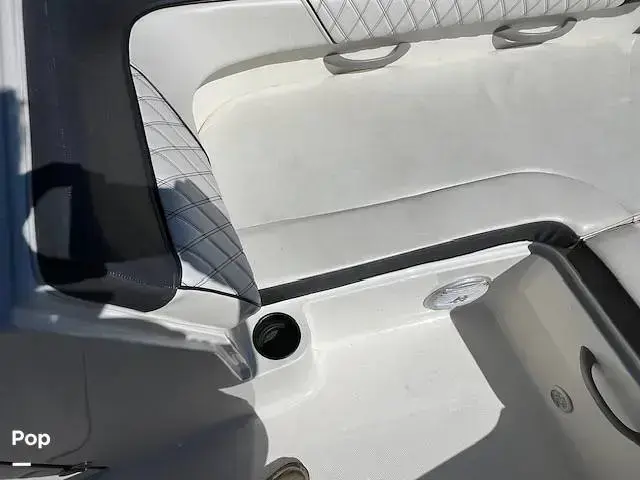 Bayliner DX 2200