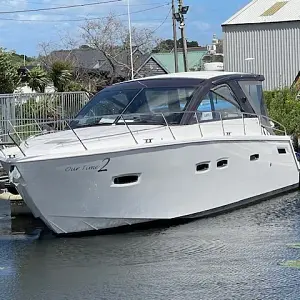 2010 Sealine SC35