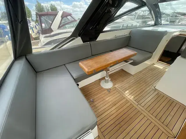 Sealine SC35