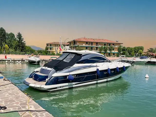 Sunseeker Camargue 50