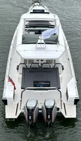 2018 Axopar 37 sun top with aft cabin