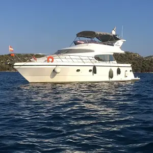 2009 Elegance Yachts 54