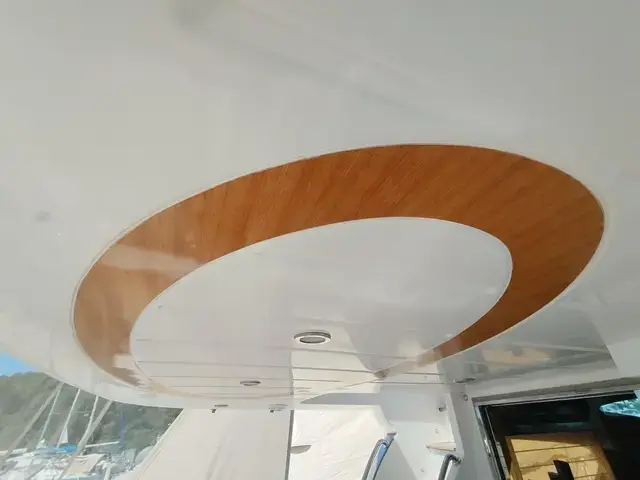 Elegance Yachts 54