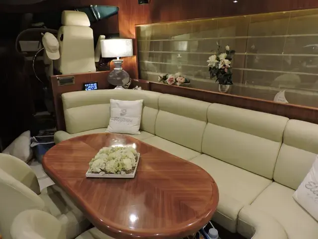 Elegance Yachts 54