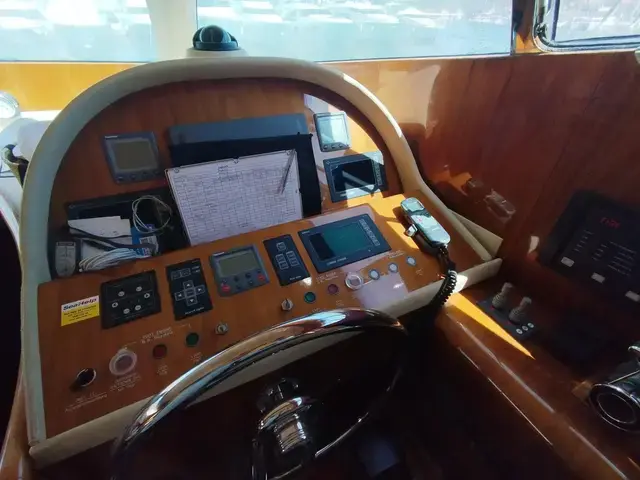 Elegance Yachts 54